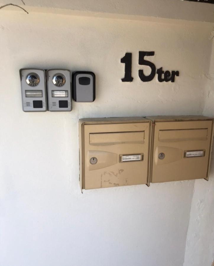 Appartement Tout Confort Avec Parking Fermé Arlés Exterior foto